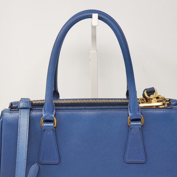 Auth Prada Small Galleria Saffiano Crossbody Bag - Picture 8 of 16